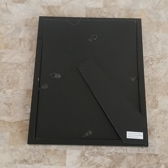 Black Frame - Picture 3 of 3